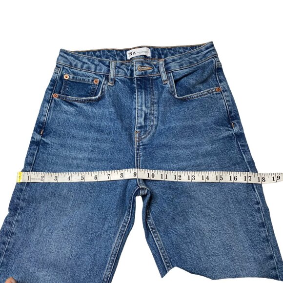 Zara Women's Distressed Jeans, size US 4 - Picture 9 of 13